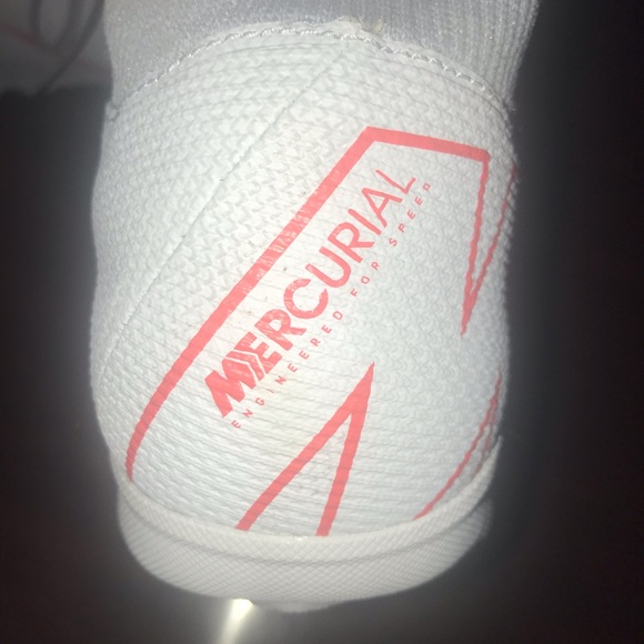 NWOT NIKE MERCURIAL RUNNING SHOES WOMENS - Picture 4 of 6